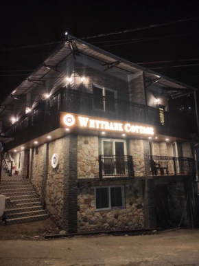 Whyt Bank Cottage Comfort Stays